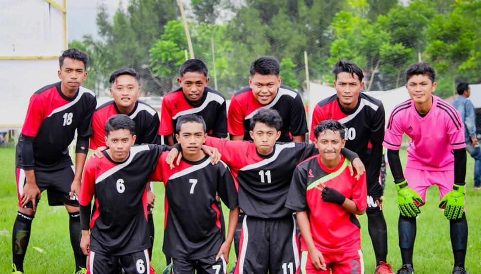 Liam Rosenior's Position at Chelsea Remains Secure Despite Champions League Uncertainty