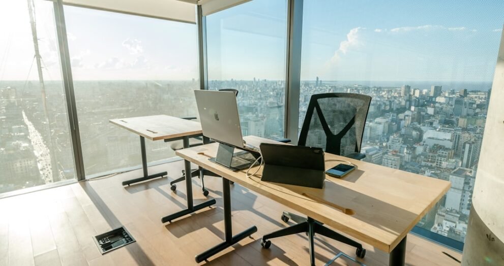 Apple Ends Retail Incentives, Potential Price Hike for Older iPhones