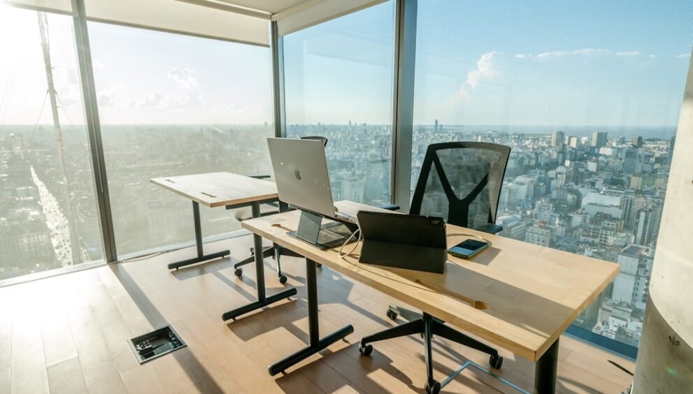 Apple Ends Retail Incentives, Potential Price Hike for Older iPhones