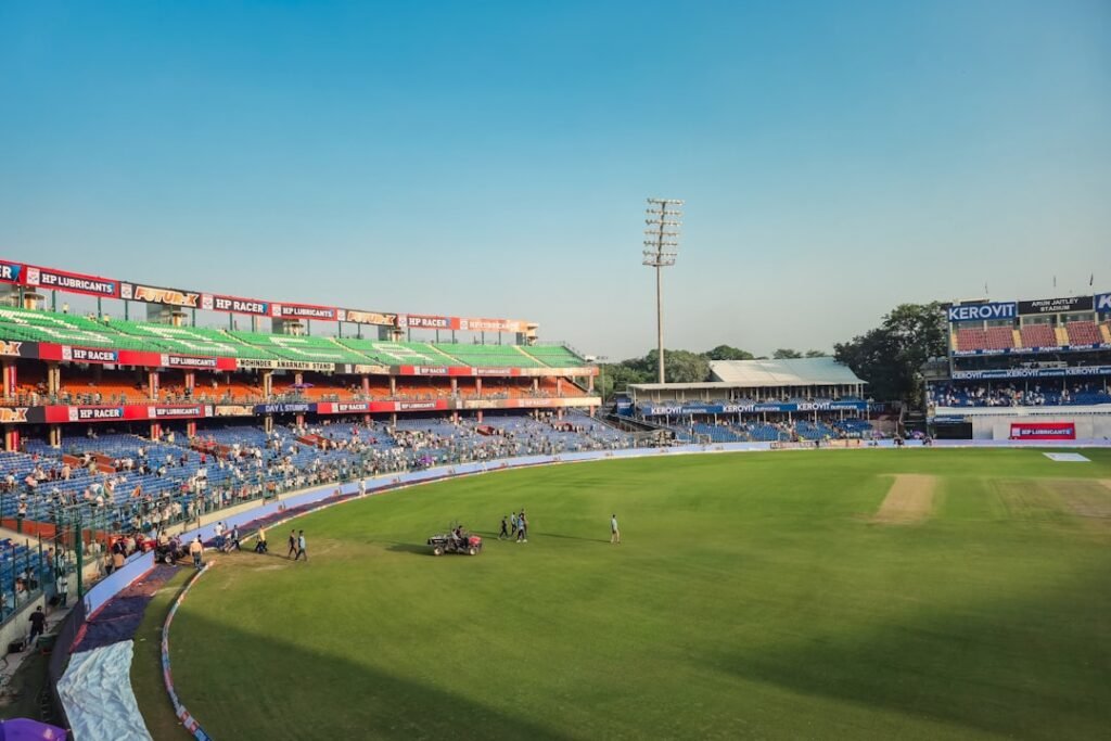 Jaideep Ahlawat Meets Virat Kohli Ahead of IPL 2026