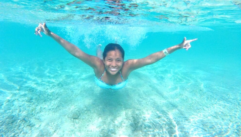 Doria Ragland Takes a Heartwarming Approach to Teaching Princess Lilibet to Swim