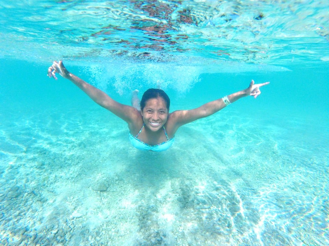 Doria Ragland Takes a Heartwarming Approach to Teaching Princess Lilibet to Swim