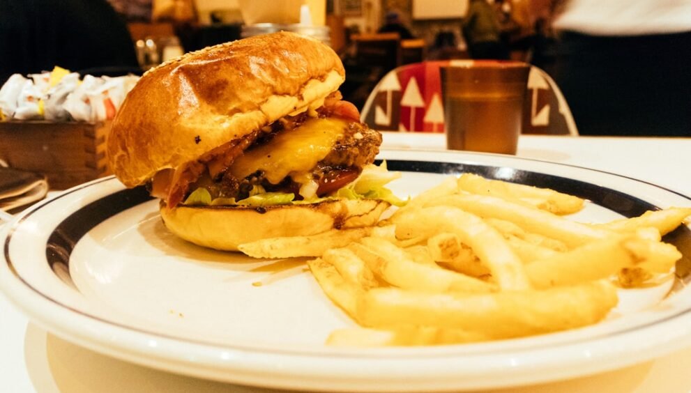 Middle East Conflict Disrupts Global Food Supply Chain