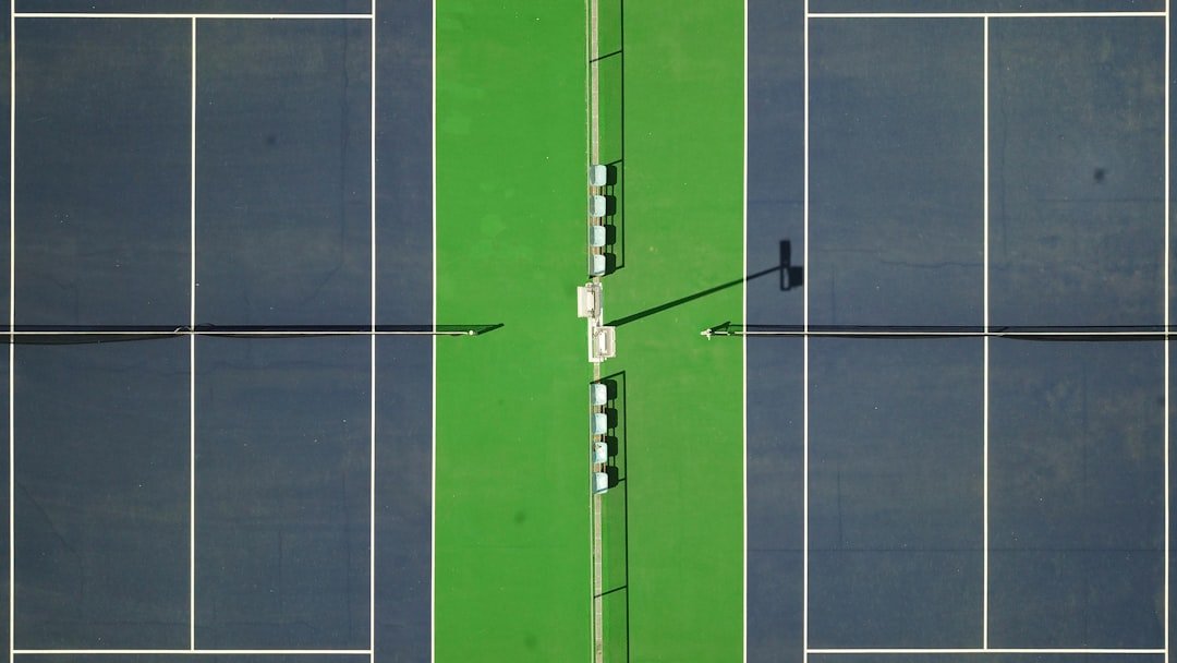 Warriors Defeat Huskies 5-2 to Conclude Successful Weekend