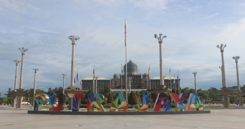 Latest Poll Reveals Standings in St. Pete Mayor's Race