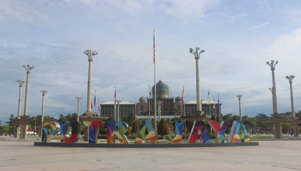 Latest Poll Reveals Standings in St. Pete Mayor's Race