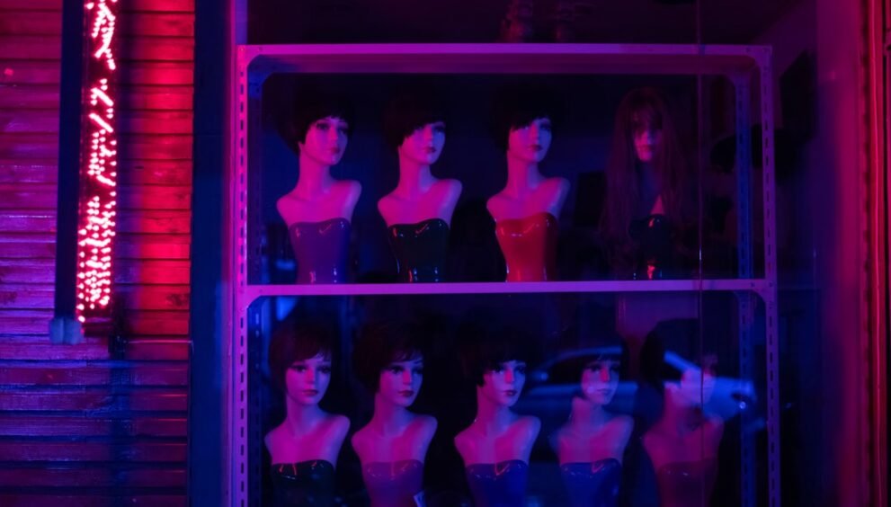 DC Comics Marks 21 Years Since Major Hero's Death in Storyline