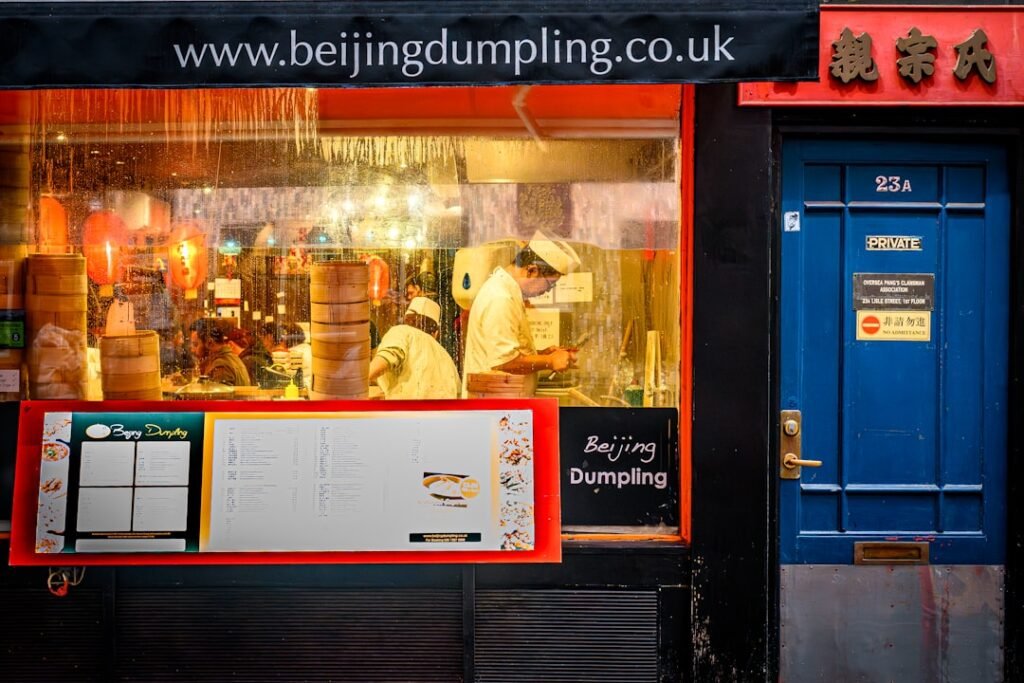 Rosalía Returns to Stage in Madrid After Food Poisoning