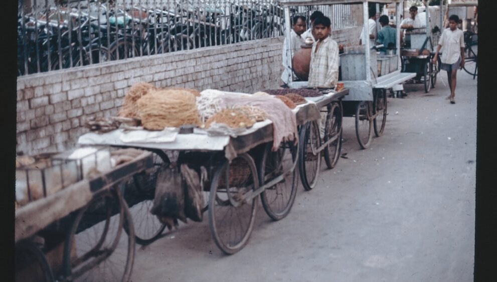 Odisha Enhances Aahaar Programme Logistics for Smooth Food Distribution