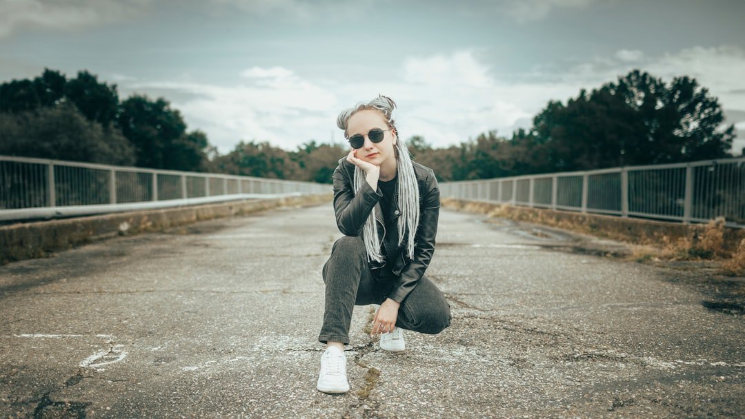 Zoë Kravitz Showcases Distinctive Fashion Style