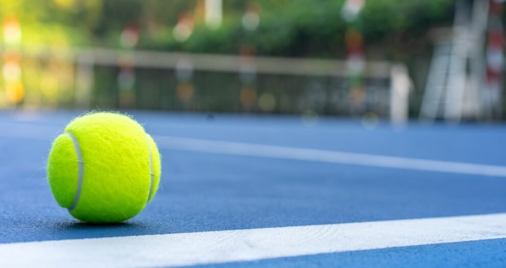 Le Moyne Men's Tennis Defeats LIU 5-2