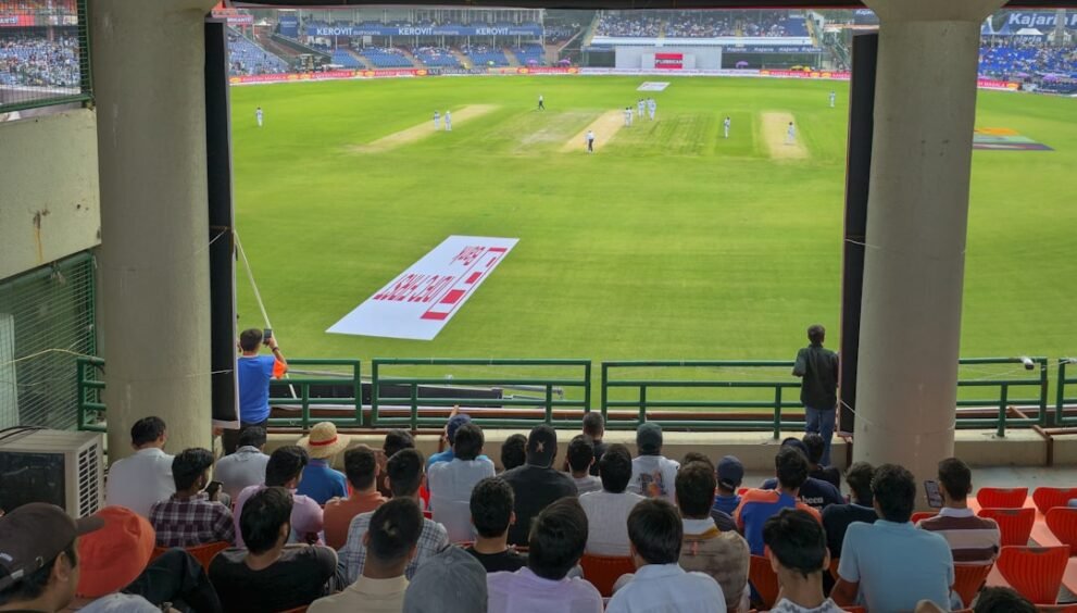 KKR Warned About Rs 25.2 Crore Player by Sunil Gavaskar