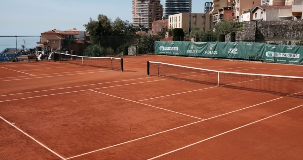 Men's Tennis Defeats Howard 5-2 in Home Match