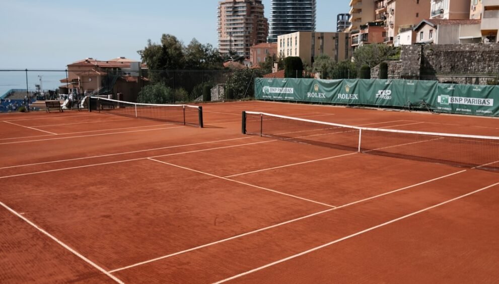 Men's Tennis Defeats Howard 5-2 in Home Match