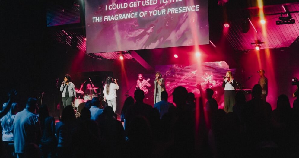 Walt Disney Studios to Host 75th Anniversary Screening of Alice in Wonderland