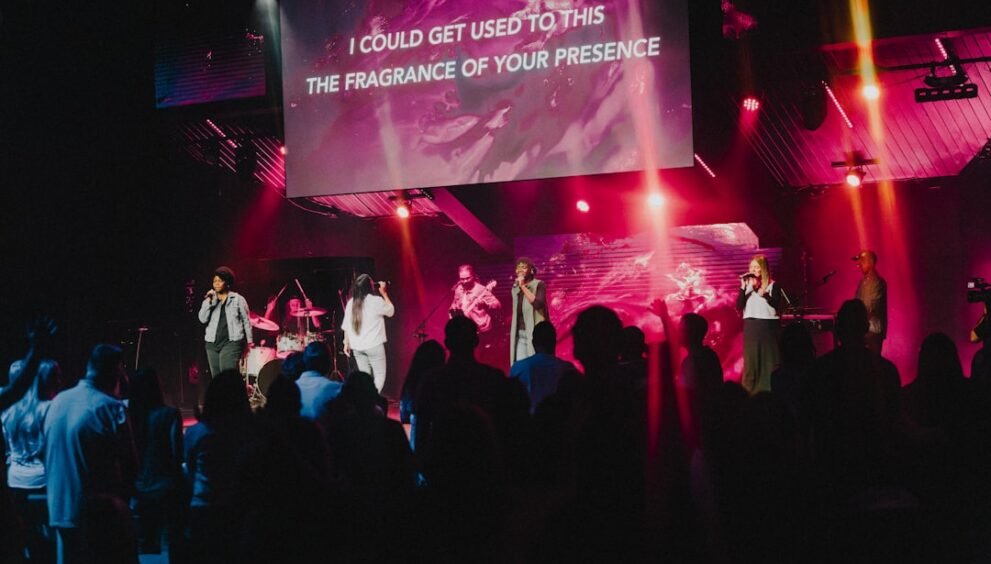 Walt Disney Studios to Host 75th Anniversary Screening of Alice in Wonderland