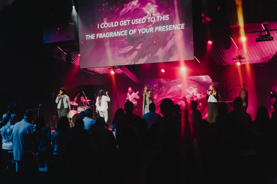 Walt Disney Studios to Host 75th Anniversary Screening of Alice in Wonderland