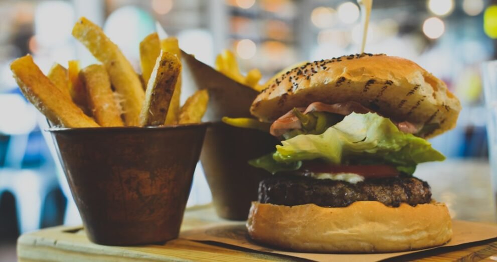 Mister Sizzles Returns with New Food Trailer in Clarence