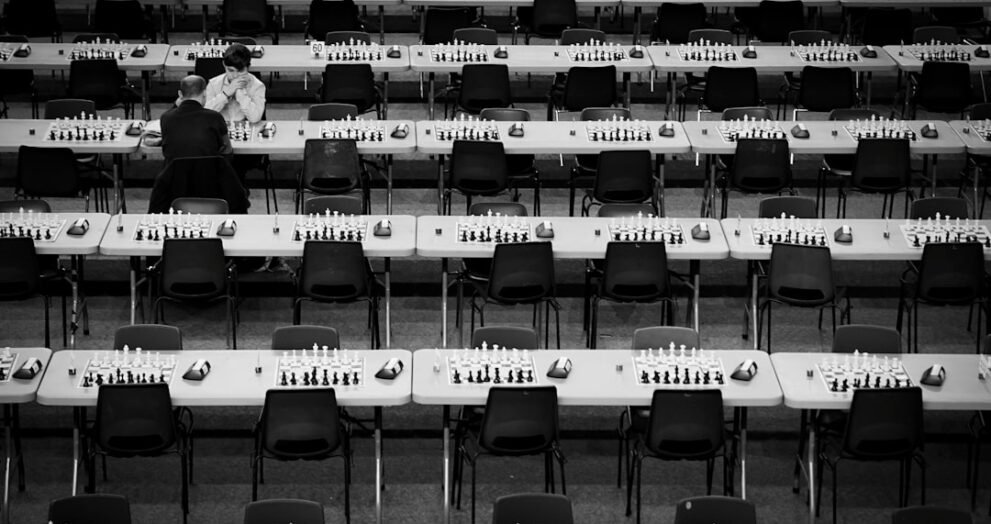 Candidates R11: Analyzing Head-to-Head Statistics
