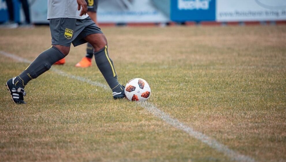 Venice Indians Kick Off Spring Football Practice