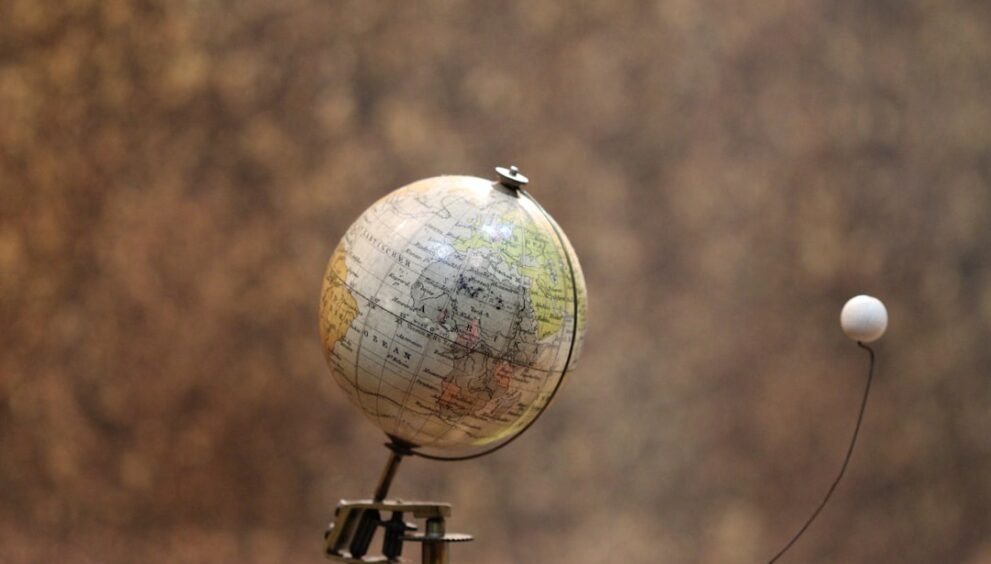 Universal Genève Launches New Watch Models After Hiatus