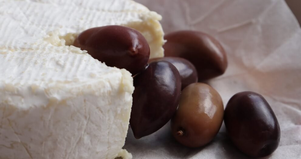 Researchers Develop Low-Fat Vegan Cheese with Enhanced Meltability