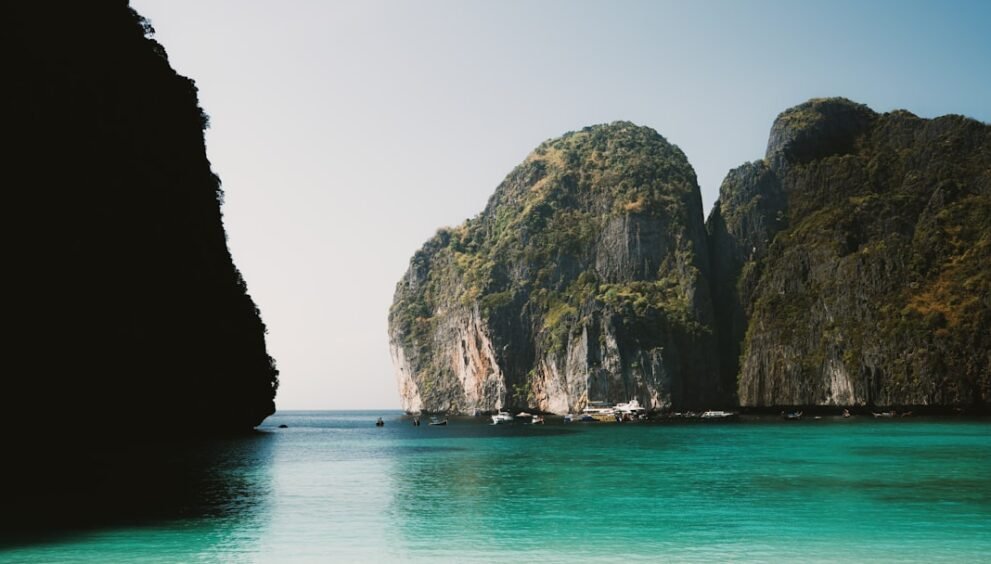 Bellroy Launches New Transit Check-In Luggage with Enhanced Features