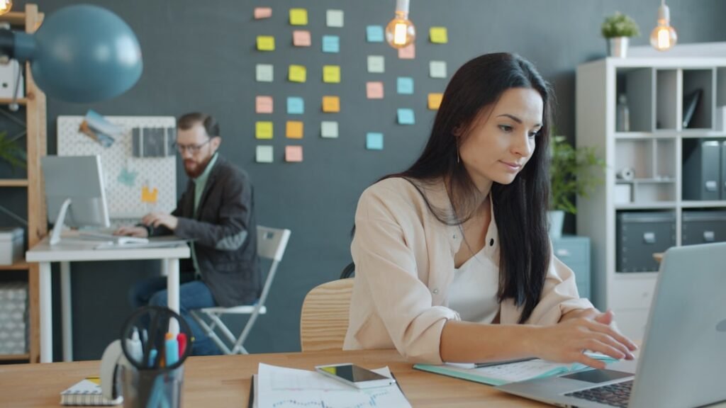 How Agentic AI is Transforming Business Ecosystems: A Guide for CIOs