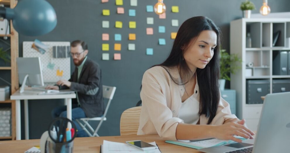 How Agentic AI is Transforming Business Ecosystems: A Guide for CIOs
