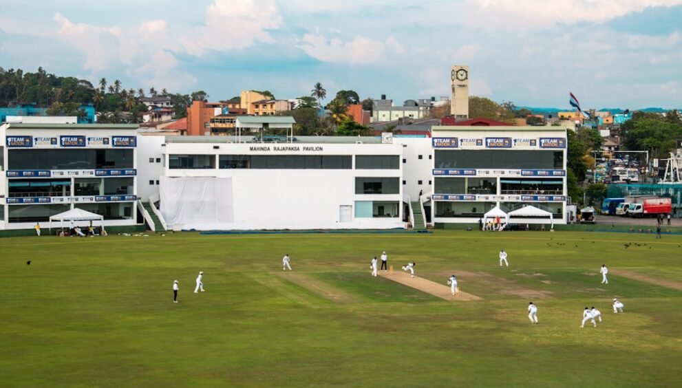 Flo Miller Secures Contract Extension with Essex Cricket