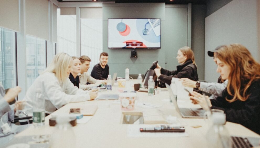 Revolut Introduces Employee Incentives to Enhance Business Banking Services