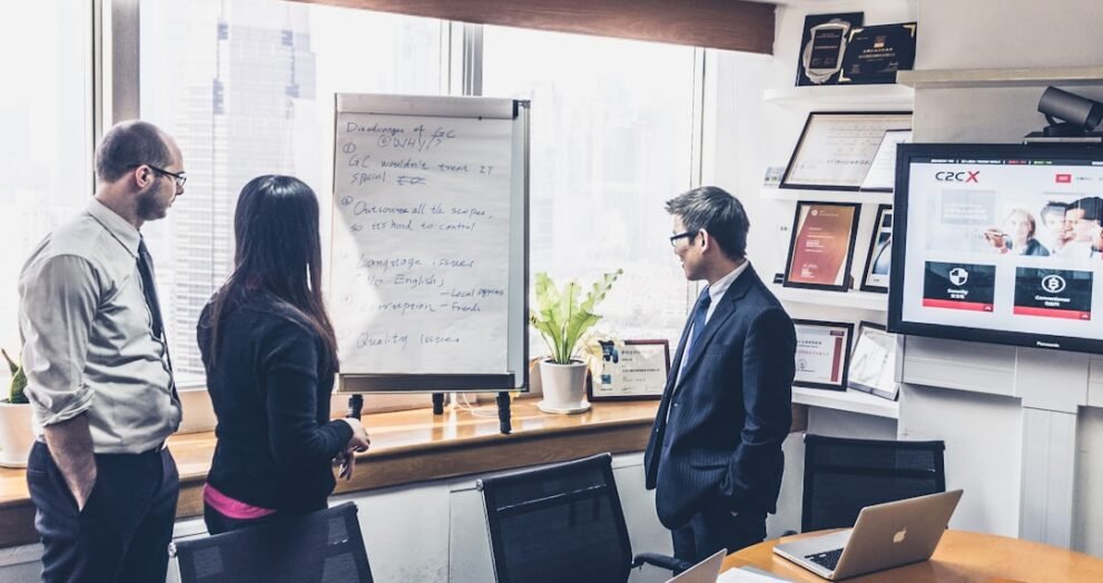 Companies in Conflict Zones: Navigating Risks with Better Guidance