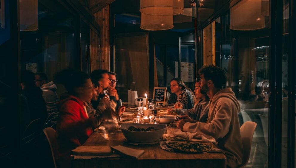 Top 5 Restaurant Chains for Family Fish Dinners, Survey Finds