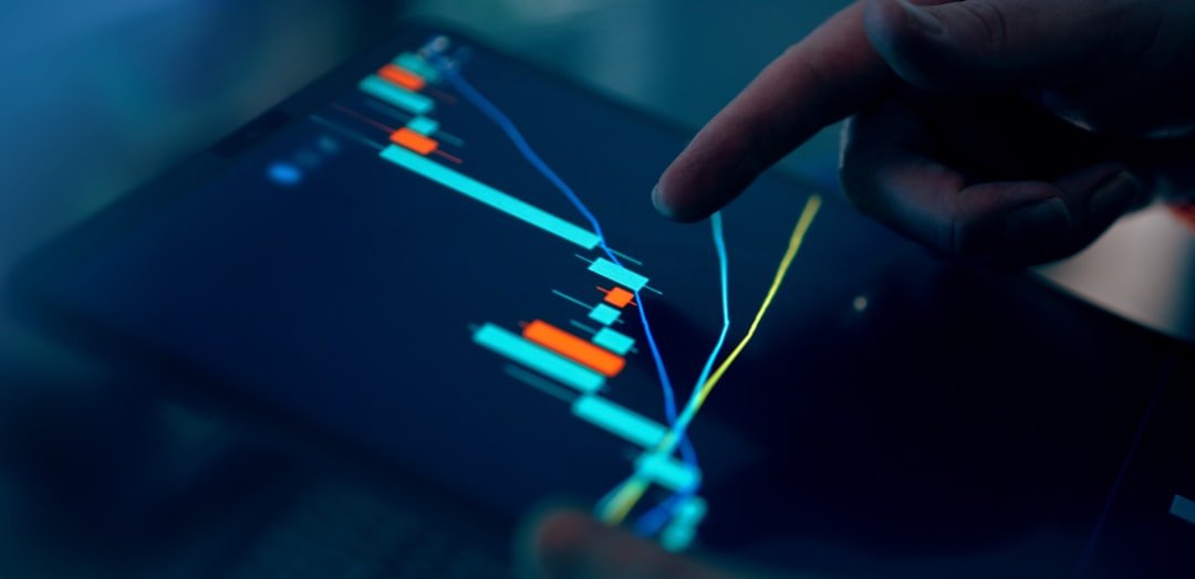 U.S. Large-Cap Tech Stock Allocations Return to Neutral Levels