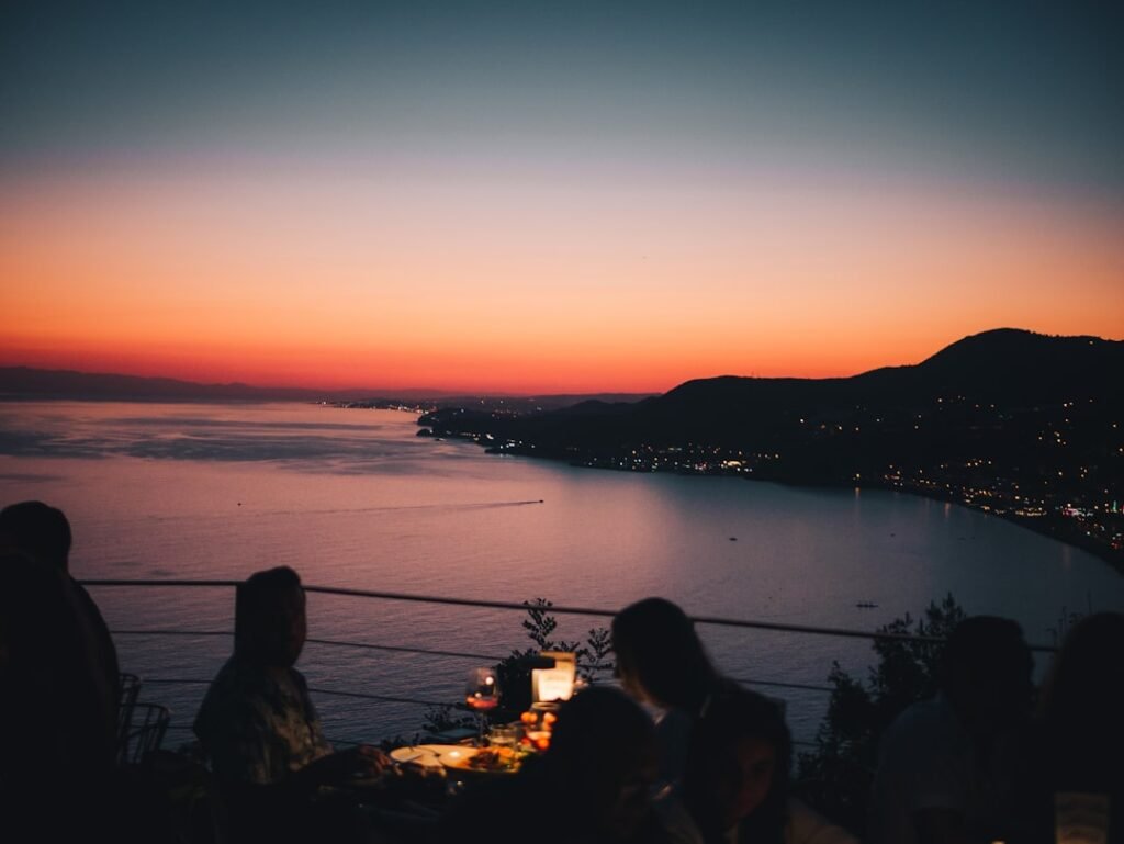 Family Dispute Arises Over Dinner Phone Policy