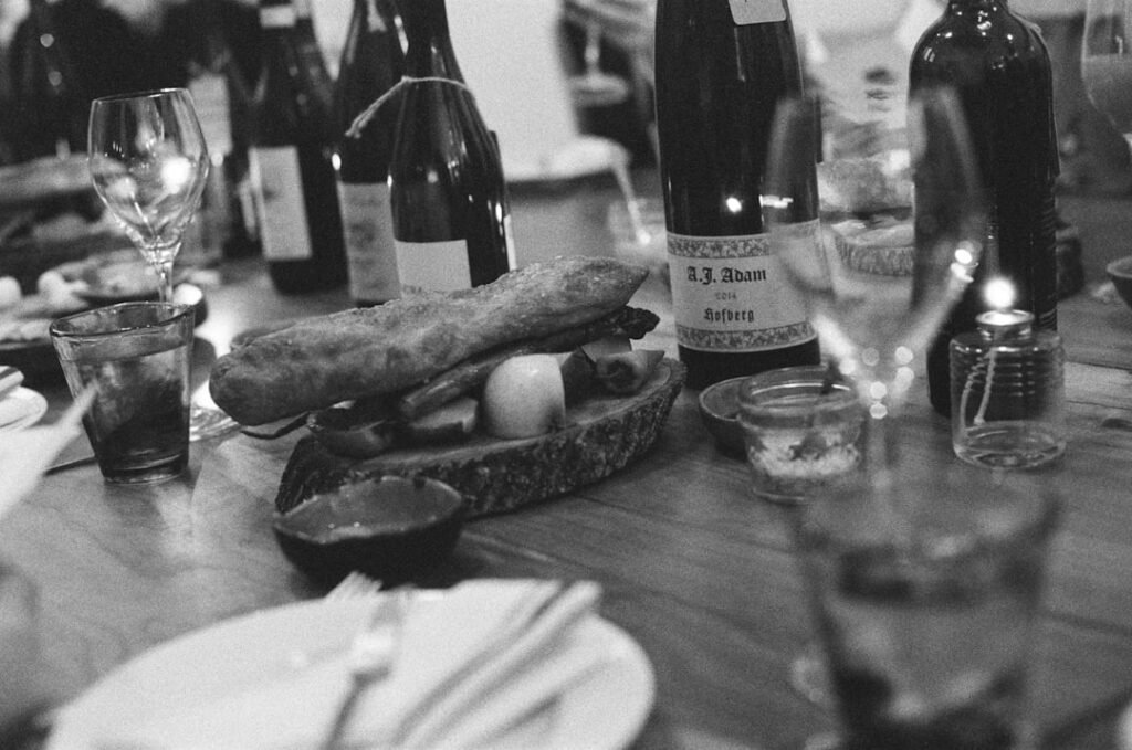 Parent Brings Alternative Meals for Kids to Dinner, Frustrates Host