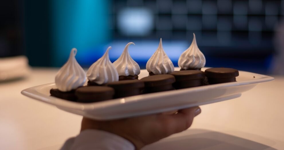 Juliska Launches Holiday Dessert Plate with Winter Design
