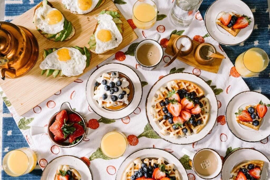 Breakfast Orders Take Center Stage in City Dining Culture