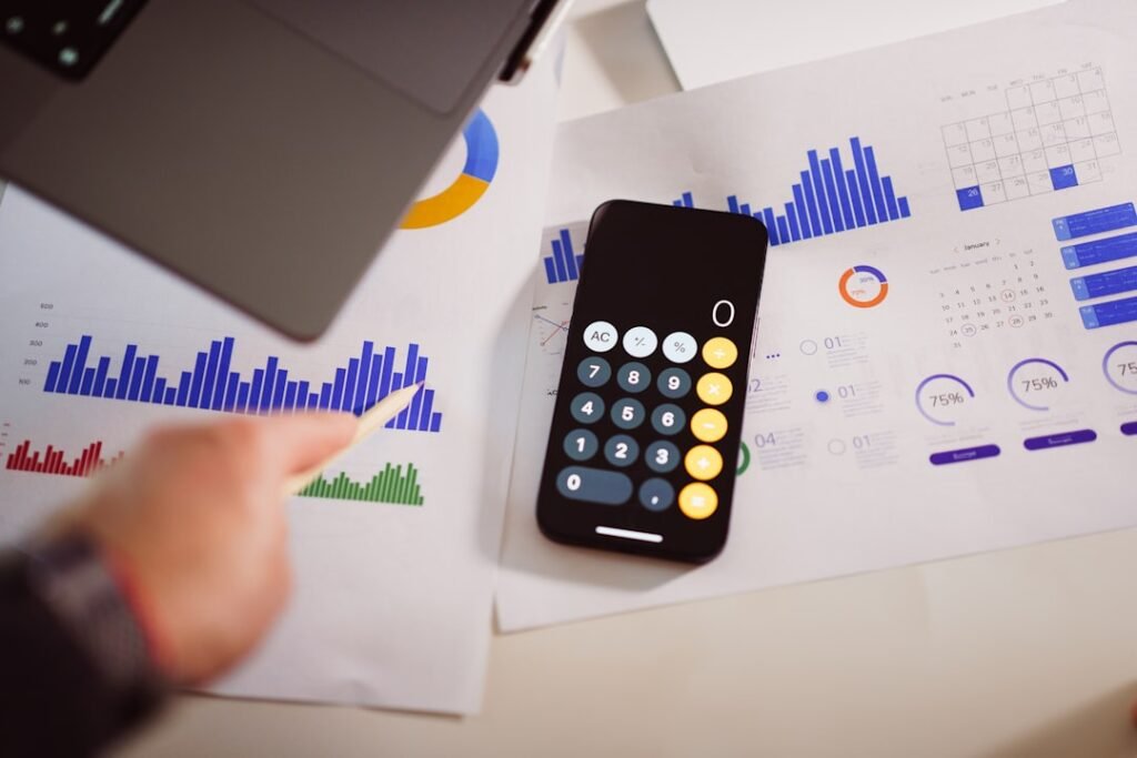 Data Analytics vs. Tech Product Management: Key Comparisons