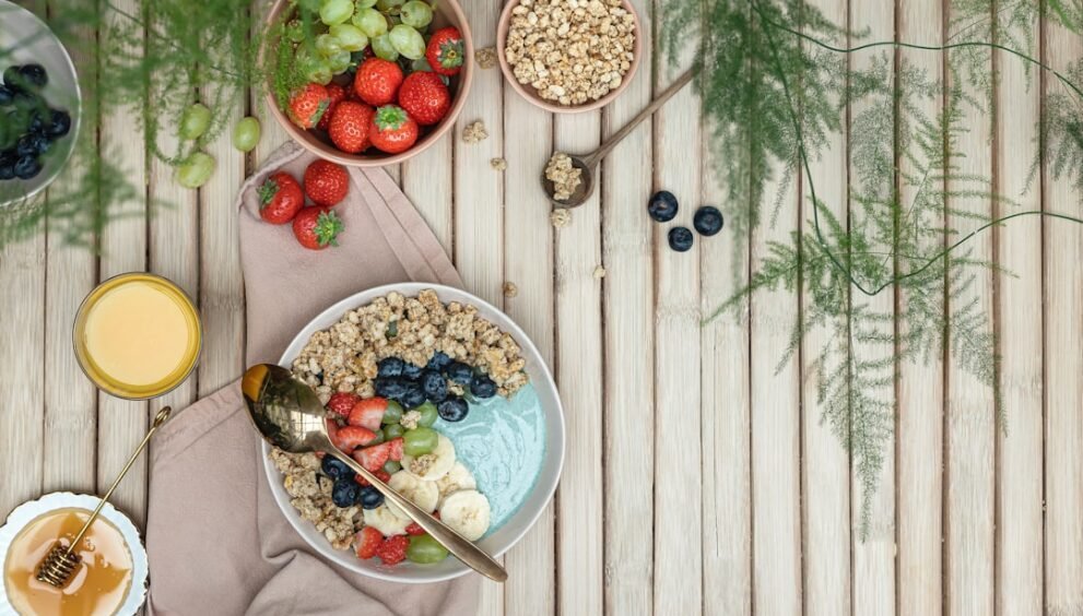 Nutritionist Recommends Optimal Breakfast Foods for Athletes