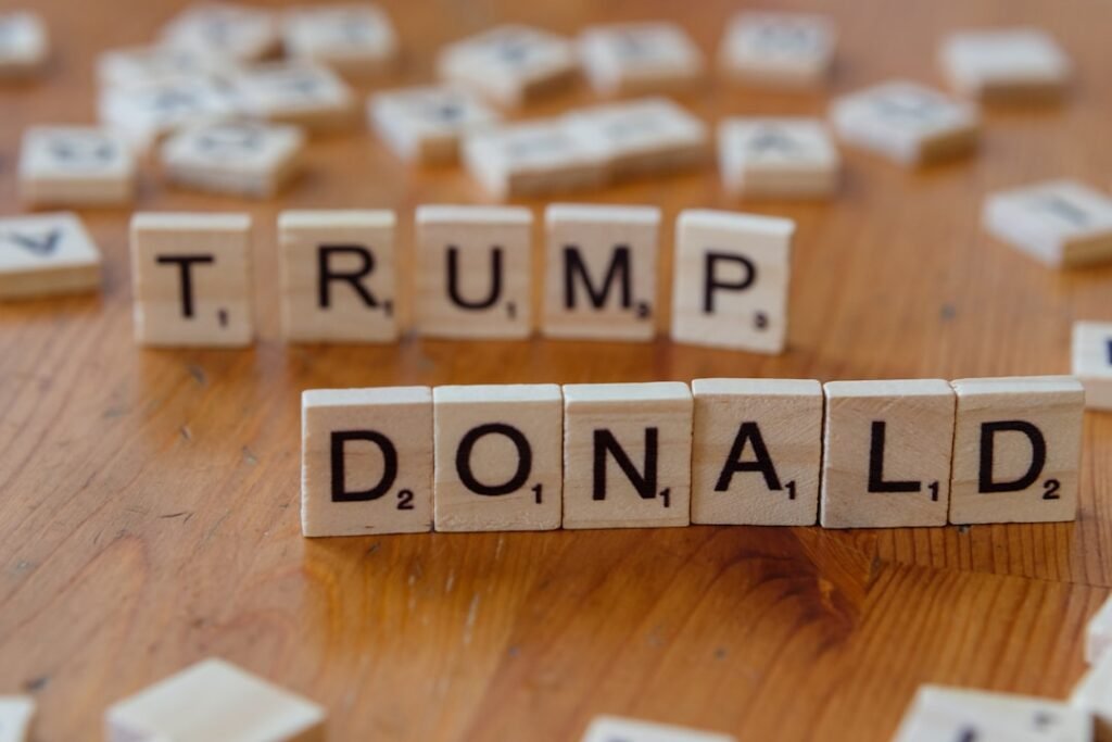 Republican House Candidates Downplay Trump on Campaign Sites