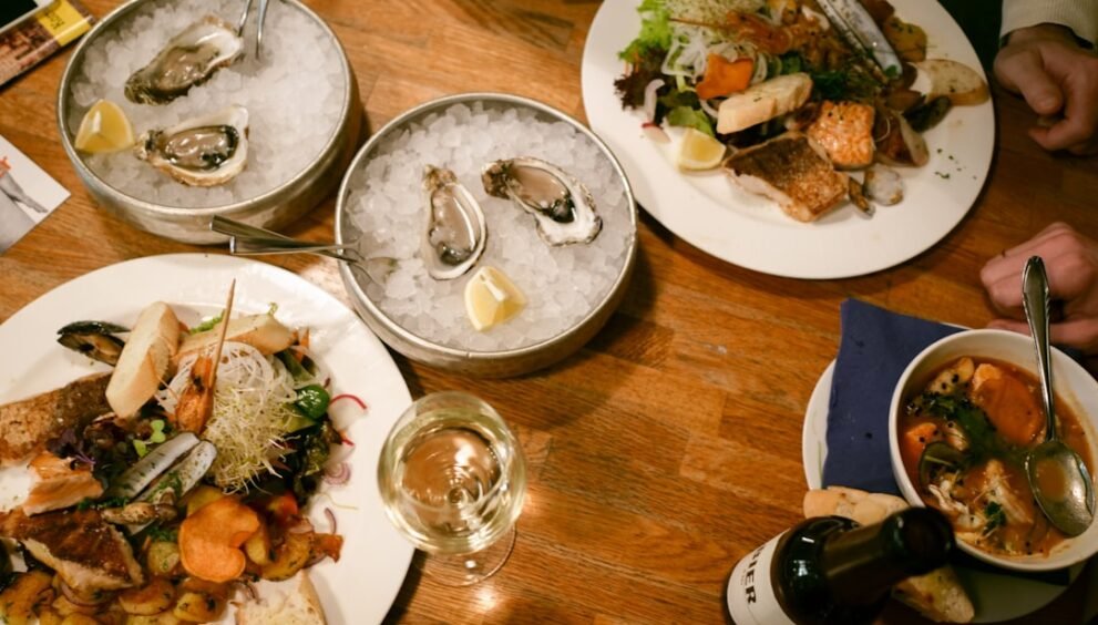 Gloria Steinem Offers Insightful Perspectives During Dinner