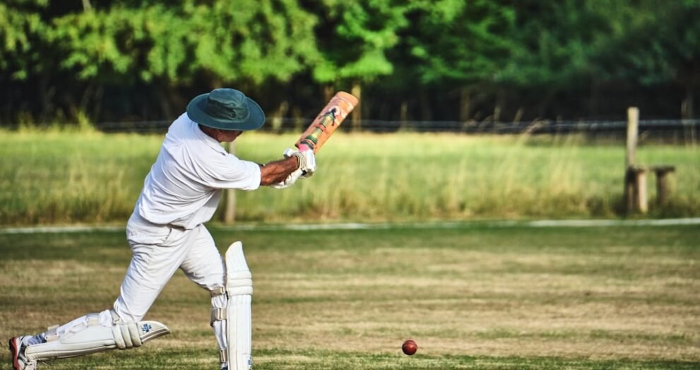 Joe Root Capitalizes on No-Ball Luck in England's Victory Over Pakistan