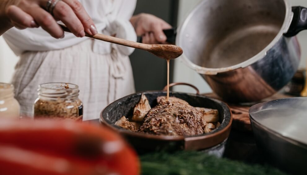 Gut Health Scientist Offers Fiber-Rich Recipes to Boost Daily Intake