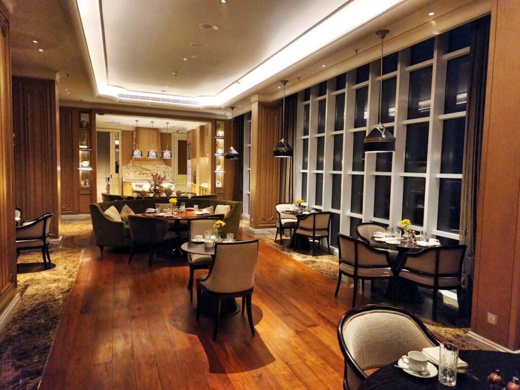 Sarasota Dinner Club Plans Remain on Hold
