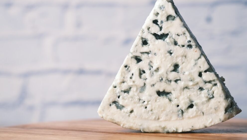 FDA Petition Calls for Warning Labels on Raw Milk Cheese