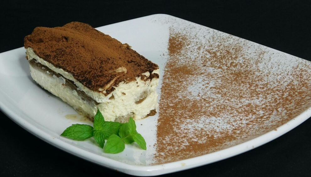 K-Cafe Dabang Opens Korean Dessert Café and Lounge in Bellevue Towers