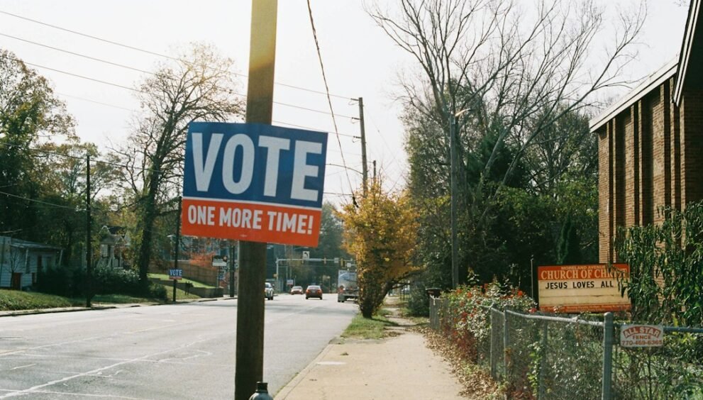 Polling Data Raises Questions for Democrats Ahead of Elections