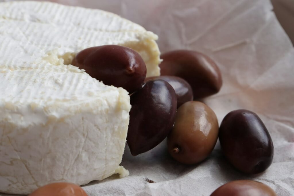 Comment Period Extended for Raw Milk Cheese and Sprout Petitions