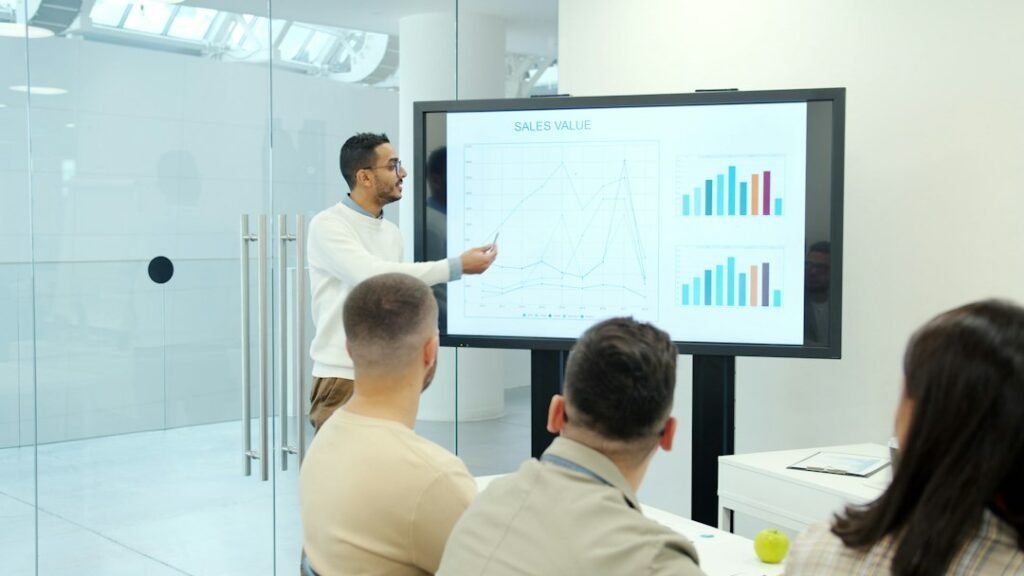 Surge in Predictive AI Interest Sparks Industry Buzz